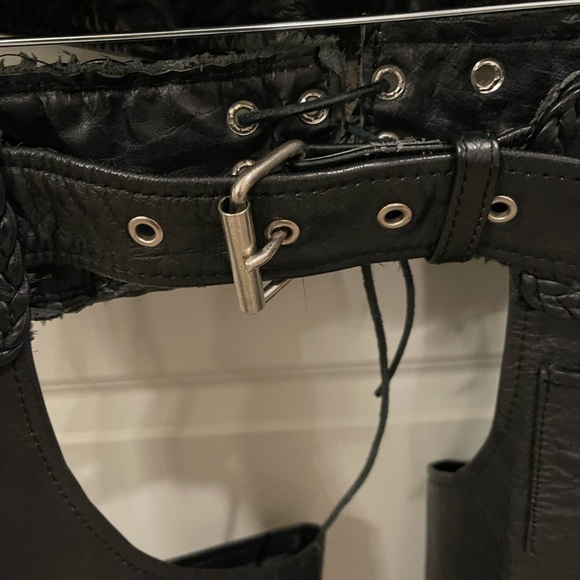 Vintage matching fringe jacket and chaps. Some small. Perfect condition - Picture 6 of 11